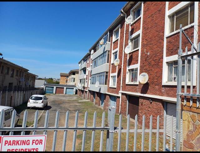 2 BEDROOM APARTMENT FOR SALE IN SYDENHAM